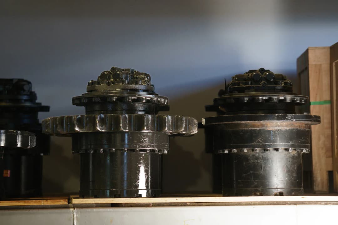 Final drive repairs for lasting reliability and performance.